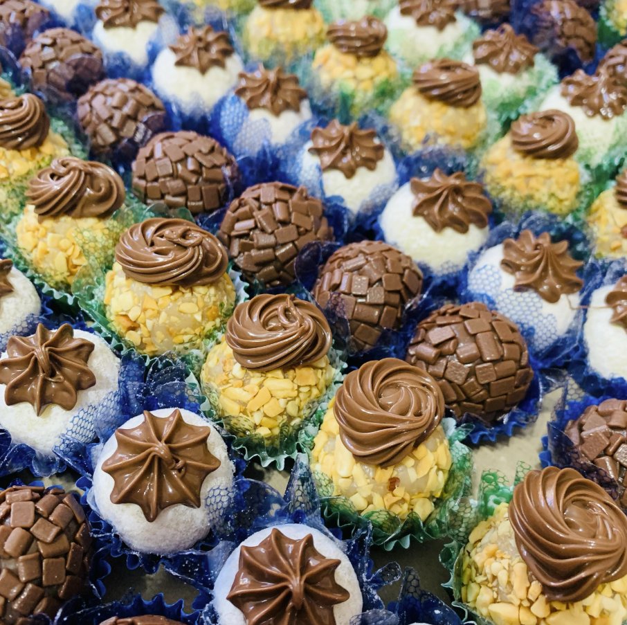 Brigadeiros de amendoim